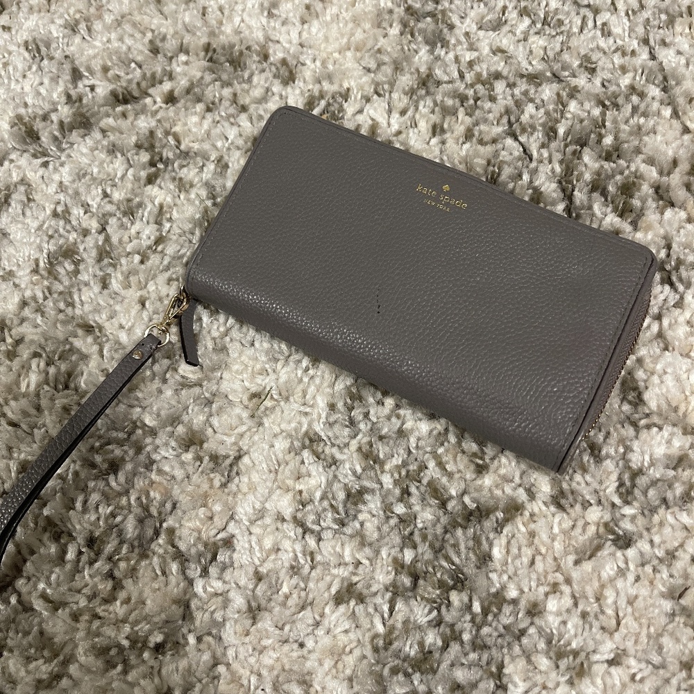 Kate Spade Wrist Strap Clutch Wallet
